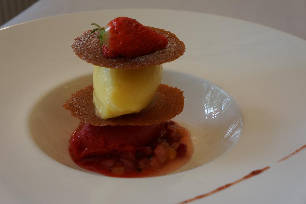 Hotel Courtille De Solutre 외부 사진