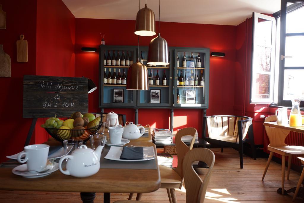 Hotel Courtille De Solutre 외부 사진