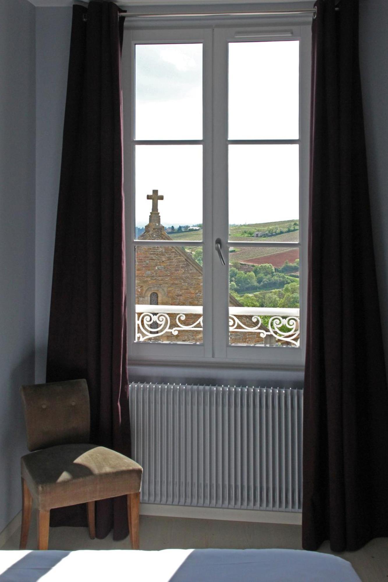 Hotel Courtille De Solutre 외부 사진