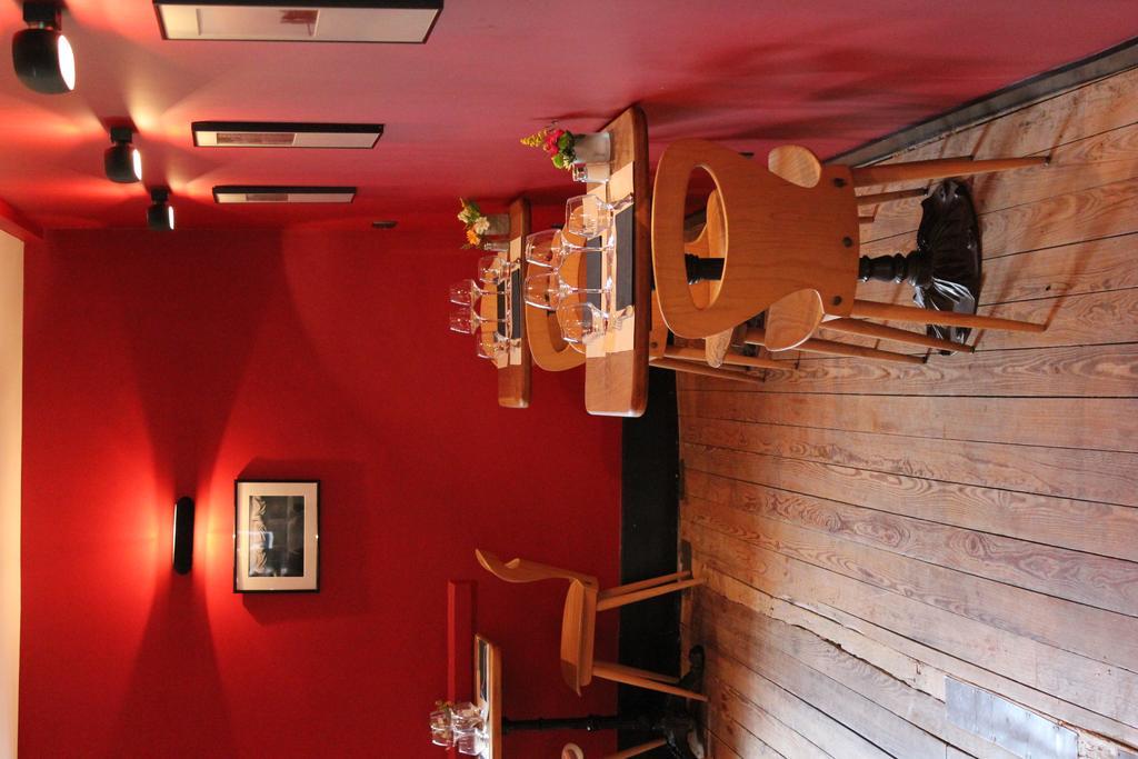 Hotel Courtille De Solutre 외부 사진